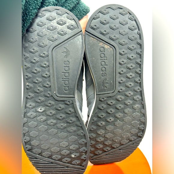 Men’s Adidas US size 12 running sneakers - Picture 7 of 7